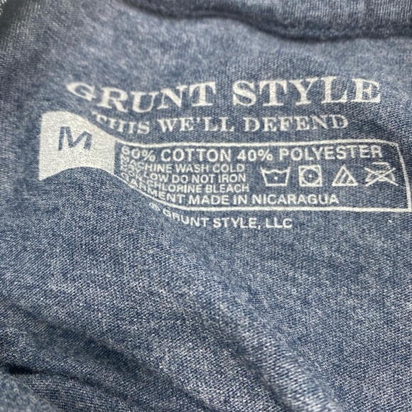 Grunt Style Women Graphic Shirt Size Medium Blue Floral All You Need Is Freedom - Picture 4 of 4